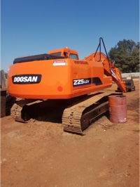 Doosan 225 LCV